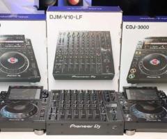 Pioneer CDJ-3000 , Pioneer DJM-A9, Pioneer DJM-V10-LF, Pioneer CDJ-2000NXS2, Pioneer DJM-900NXS2