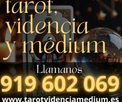 Tarot Telefónico Amor y Economía – Llama 919602069