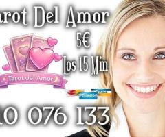 Tarot Del Amor  Tirada De Carta